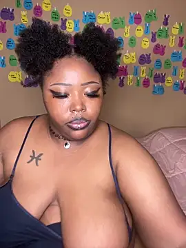 Chocolatebunnyxx96 Live chatroom