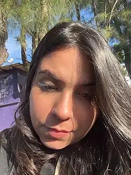Sala de chat en directo de HellenaTinoco