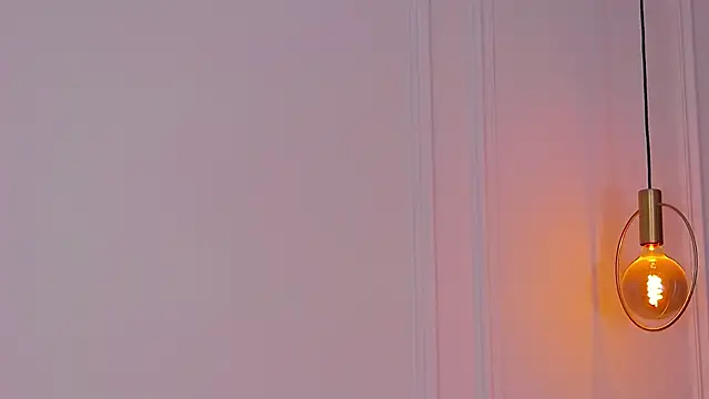 AriannaRuss' Live Chat Room