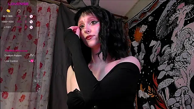 Chat soba uživo modela Mine_Doll