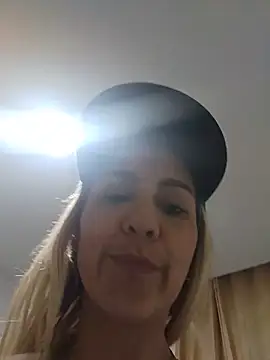 Chat ao vivo de Monita_Med