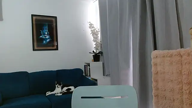 Almaglow_ Cameră chat live