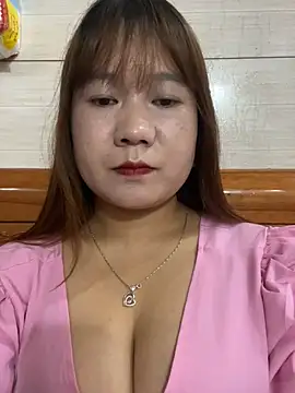 Liness101's Live Chat Room