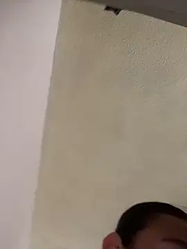 Maya_Manes Adlı Modelin Canlı Sohbet Odası