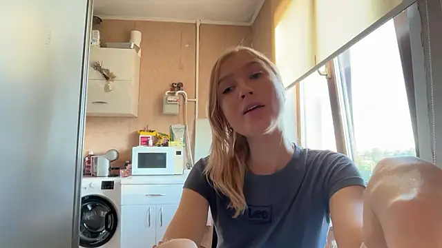 AngelJeni Cameră chat live