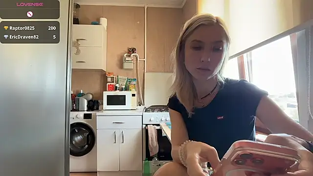 AngelJeni – live sex-cam-show