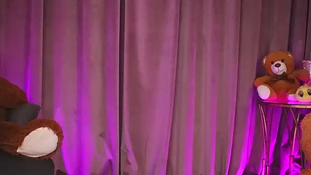 Sala de chat en directo de ZariaaVera