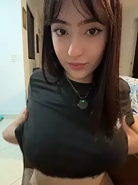Chat soba uživo modela HinaSweet