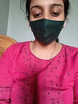 Tamil_shalini élő szexkamerás műsora