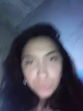חדר צ'אט בשידור חי של darkgodessone