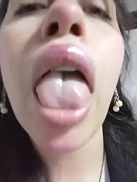 ห้องแชทสดของ darkgodessone