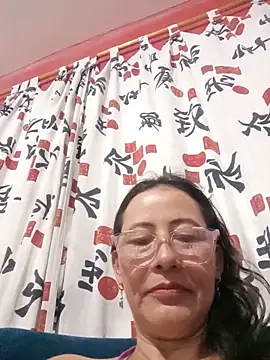 Salome_69 Live chatroom