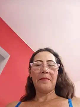 Salome_69's Live Chat Room
