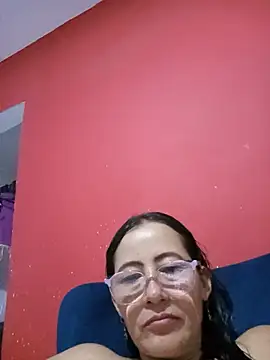 Salome_69: δωμάτιο απευθείας συνομιλίας