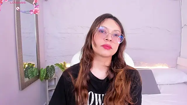 lanna_18_ লাইভ চ্যাট রুম