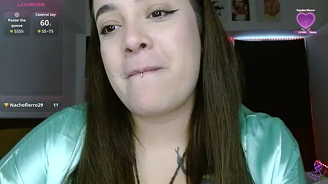 Chat soba uživo modela Nova-Satela