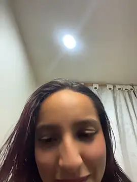 Eve_Ritz's Live Chat Room