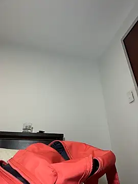 dani_bela Adlı Modelin Canlı Sohbet Odası