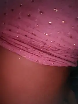 Queen_chayna Adlı Modelin Canlı Sohbet Odası