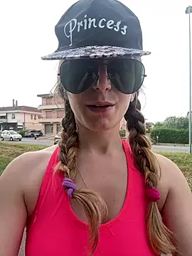 Živá chatovací místnost Jessicandy_