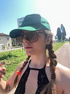 Jessicandy_ Adlı Modelin Canlı Sohbet Odası
