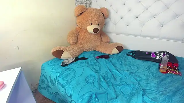 Chat soba uživo modela Clarita_Hill