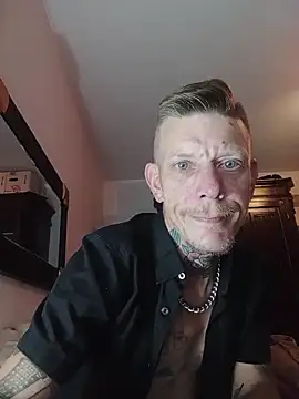 Der_Schoene_Penis' Live Chat Room
