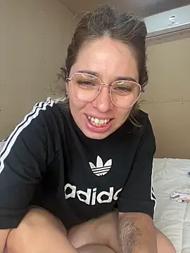 soyanahii – live chatrum