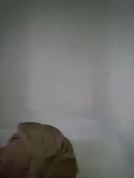 Amelia9798's Live Chat Room