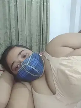 momo_loves Cameră chat live