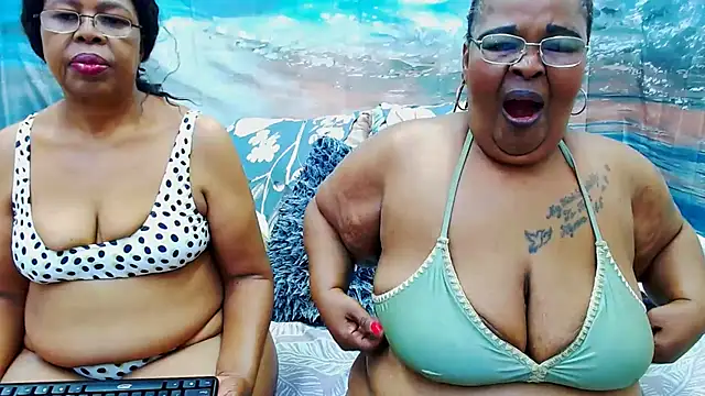 Živá kamerová sex show SEXY_MATURExx