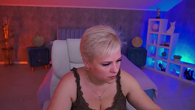 CrystalVibe Live chatroom