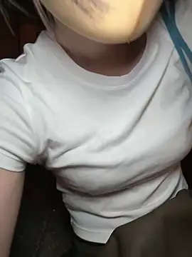 Živá chatovací místnost minami_room