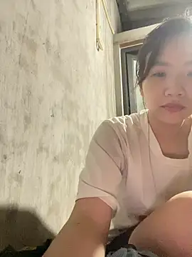 -Lyly_n Live chat-huone