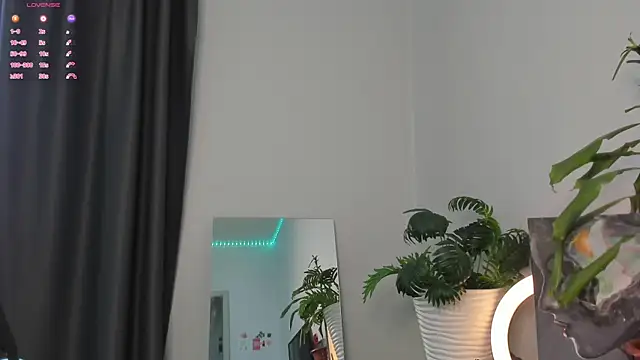 Živá chatovací místnost ManiJuanaa