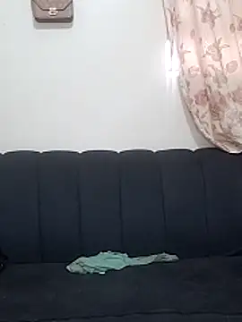 Sala de chat en directo de hothairy_puss