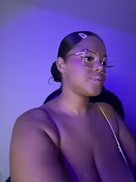 Sala de chat ao vivo de Antonella_03s