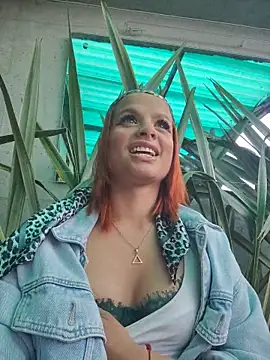Sala de chat ao vivo de Cataleya_16