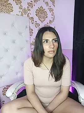 pinky__bunny Adlı Modelin Canlı Sohbet Odası