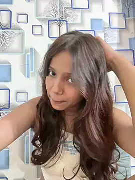 sanjna0122 Live chatroom