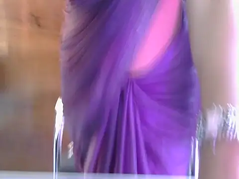 Sala de chat en directo de miss-riyaa