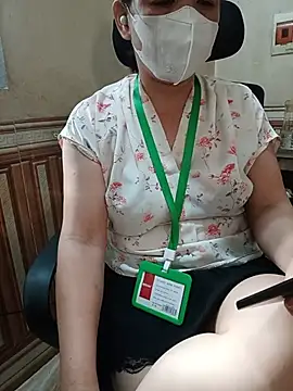 Lyna_sexy24n Live chat-huone