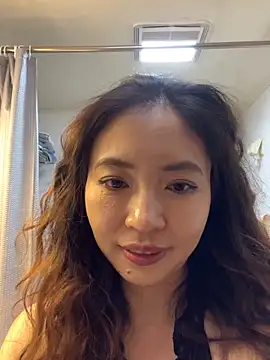 ห้องแชทสดของ mimi_181