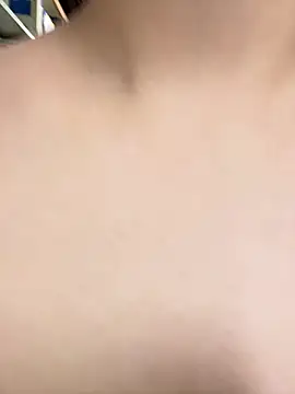 חדר צ'אט בשידור חי של mimi_181