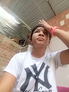 chikivivi- Cameră chat live