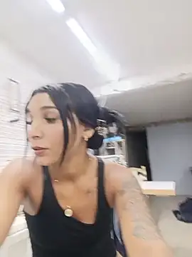 Živá chatovací místnost chikivivi-