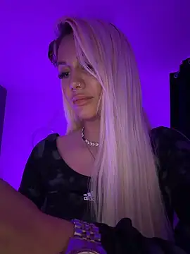 Sala de chat ao vivo de AlmaBby