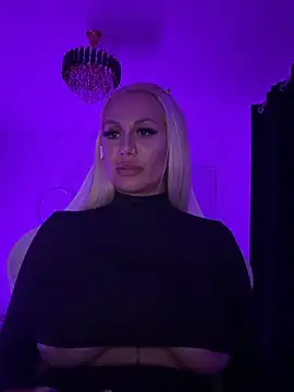 Chat soba uživo modela AlmaBby