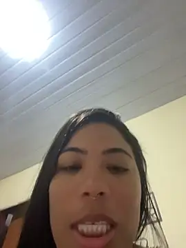 IndiaPozuda_ লাইভ চ্যাট রুম