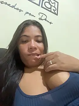 Chat ao vivo de ZahraAmira_